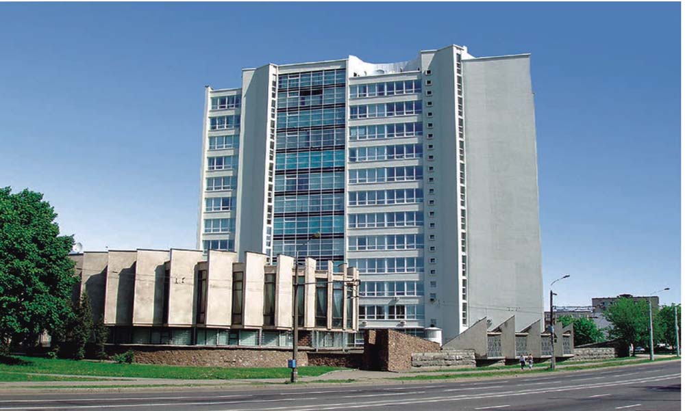 3国立经济大学.jpg